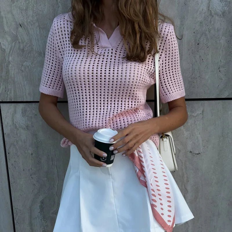 Adeline strikket polobluse med udskæringer