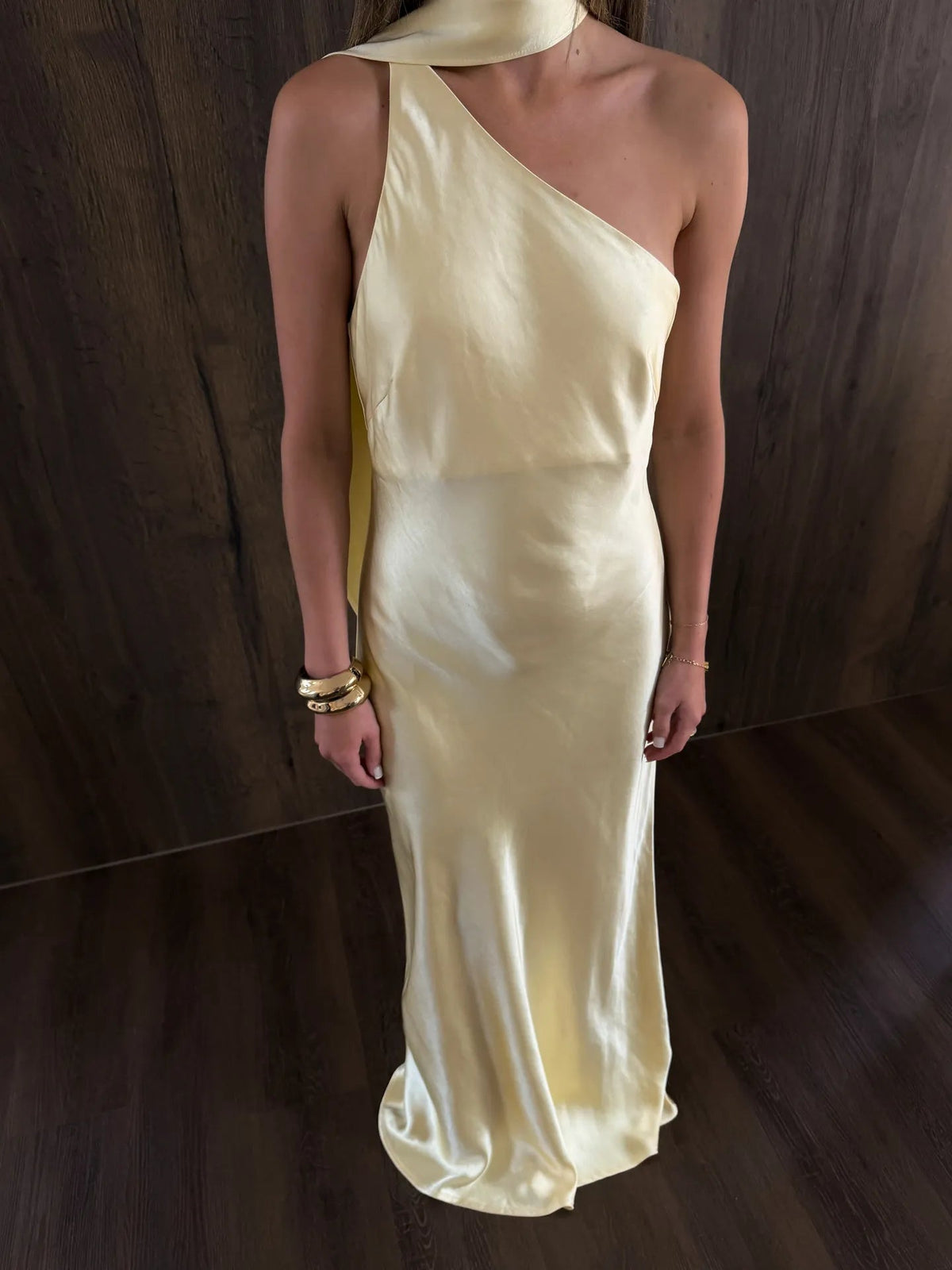 Robe de soirée asymétrique Airuna