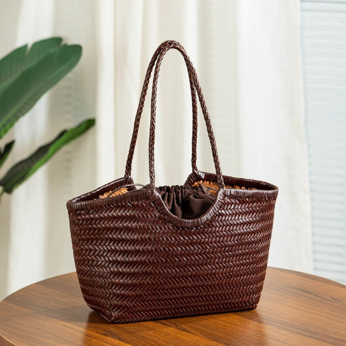 Alba Handwoven Tote Bag in Green, small size, side view