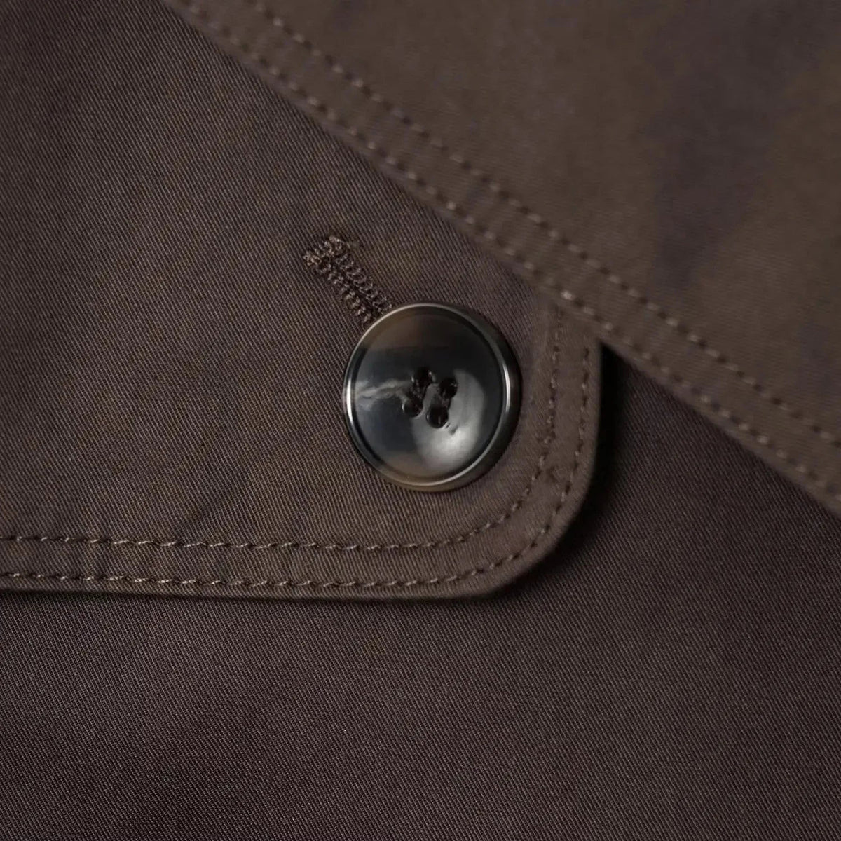 Alianna kort trenchcoat med bælte