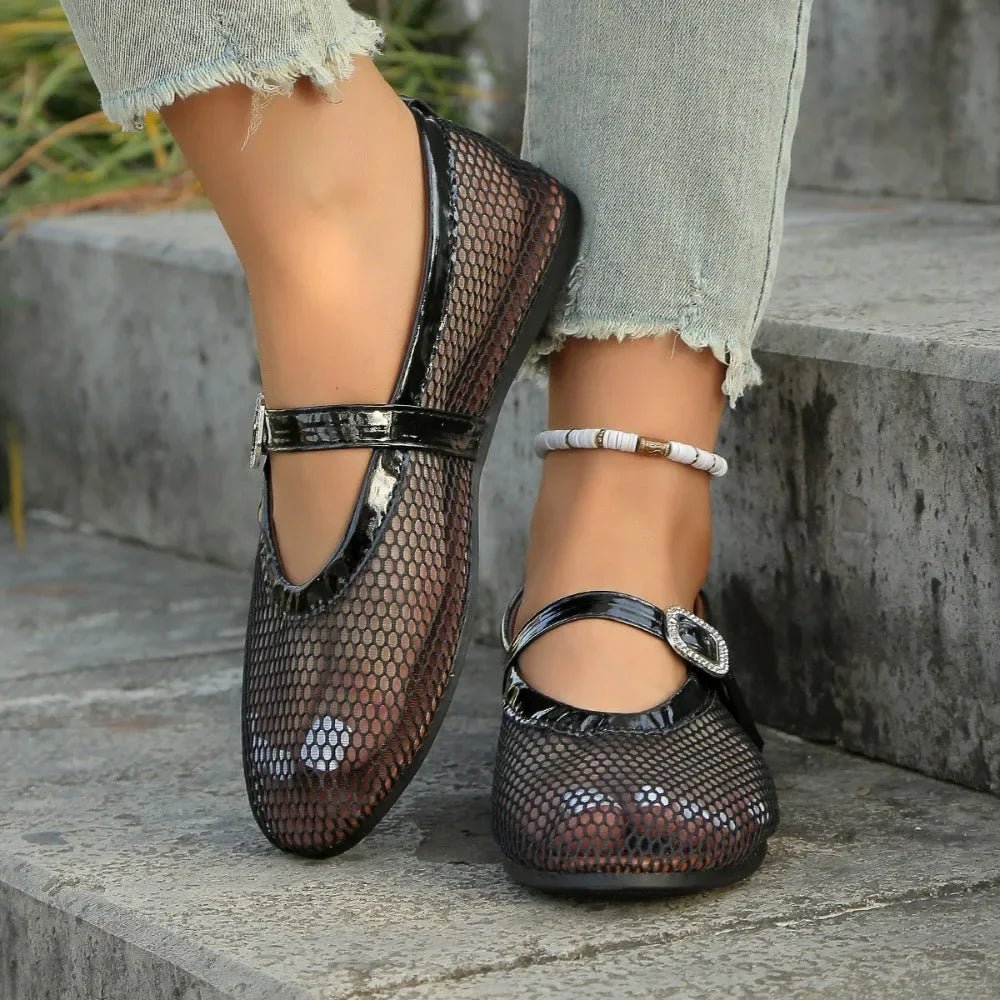 Alice Round-Toe Ballet Flats