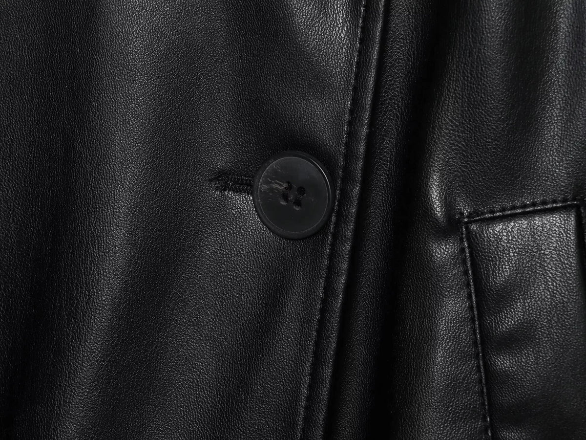 Alma kort trenchcoat i imiteret læder