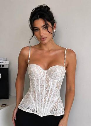 Aneyla transparent blondetop med bustier og camisole-stropper
