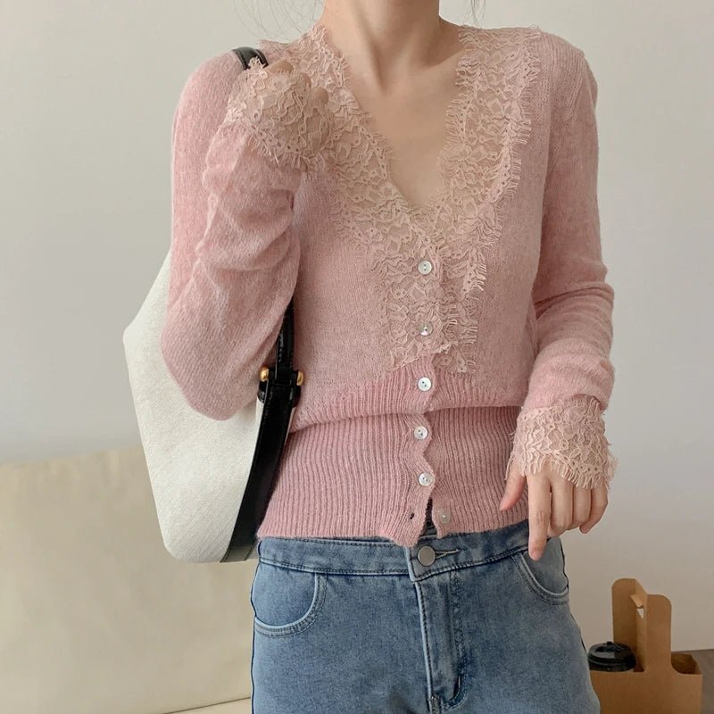Aurelie strikket cardigan med blonder