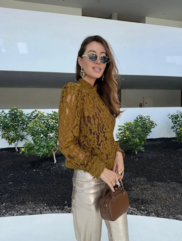 Blouse transparente en dentelle Azzurra