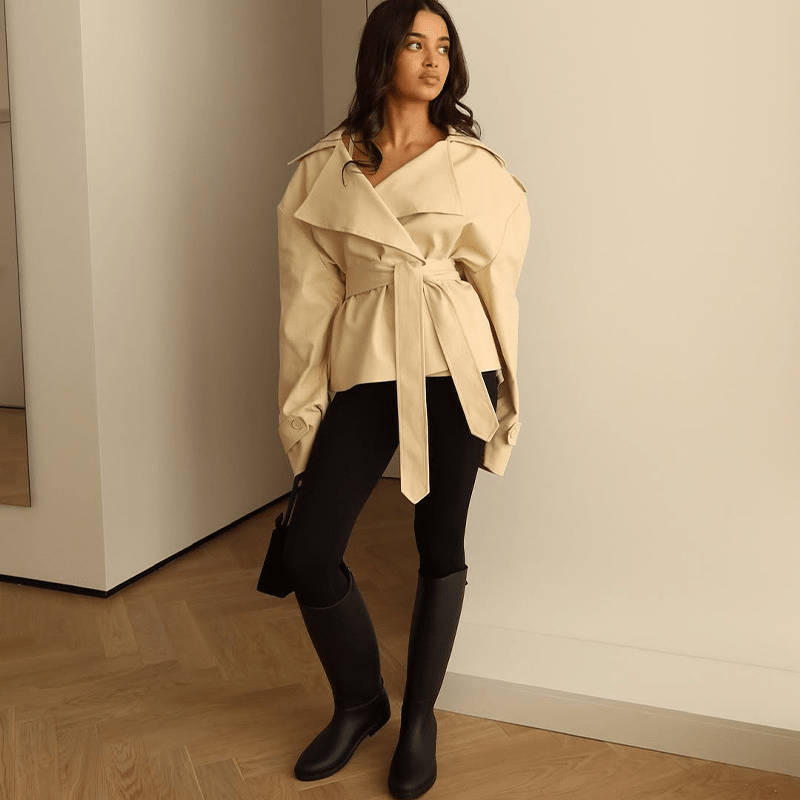 Barbara korte trenchcoat met riem
