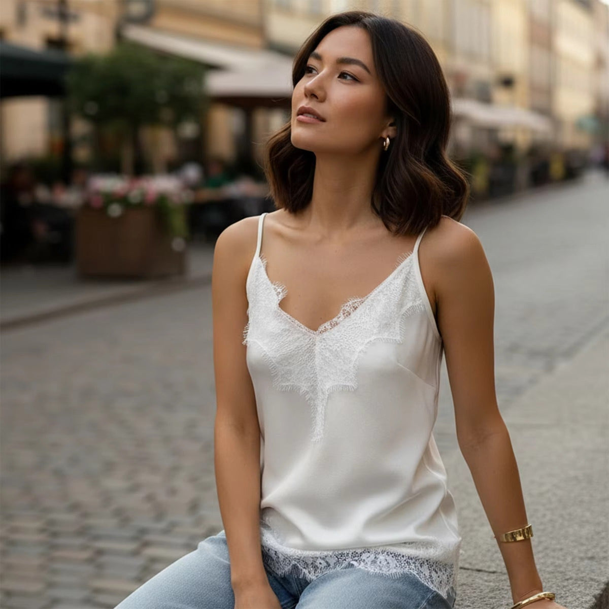 Top de satén tipo camisola Bianca