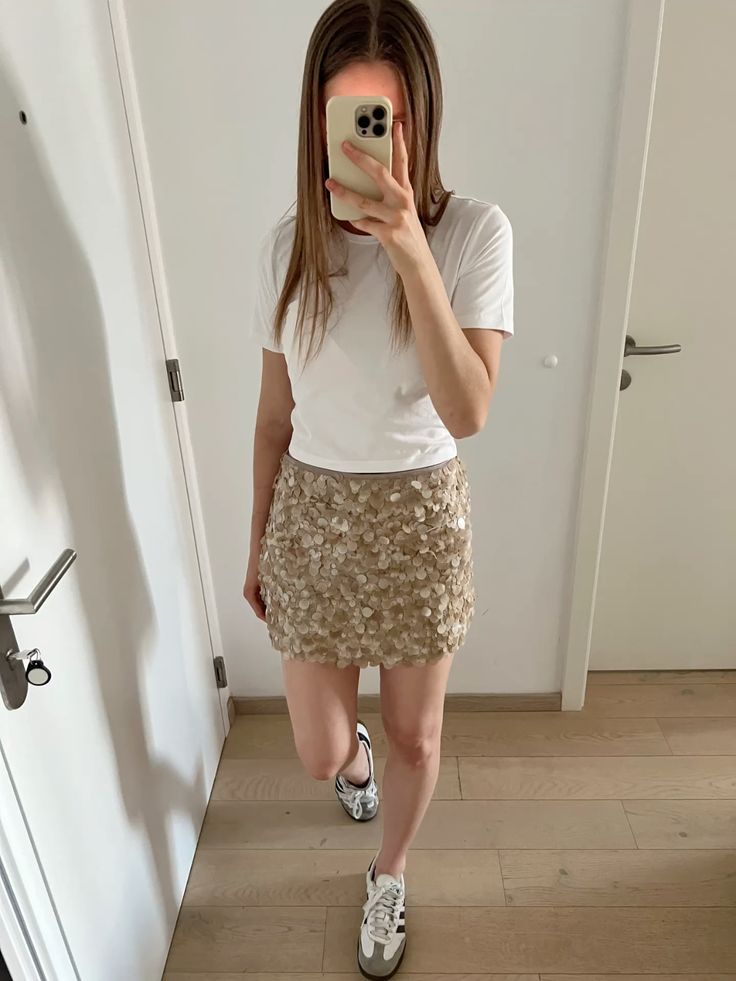 Mini-jupe à sequins et paillettes Bianca