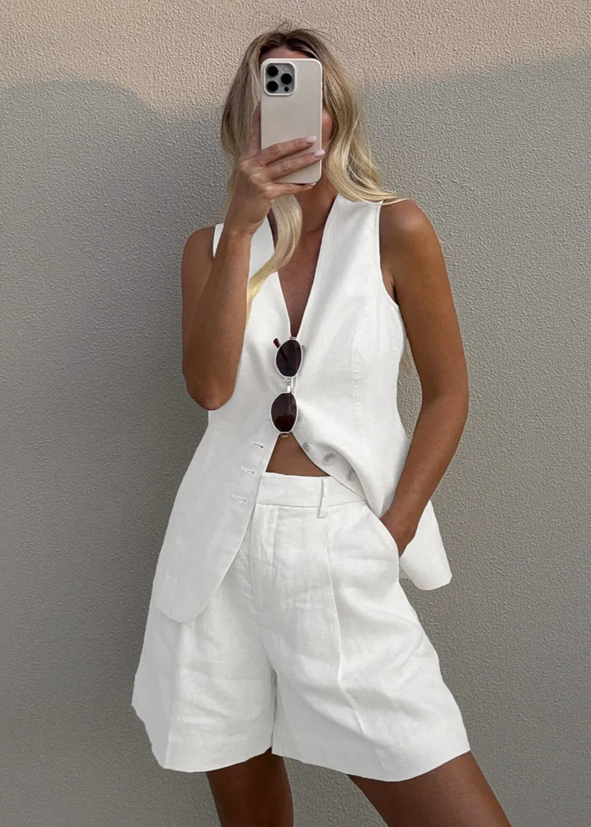 Ensemble Bianca composé d’un gilet structuré et d’un short