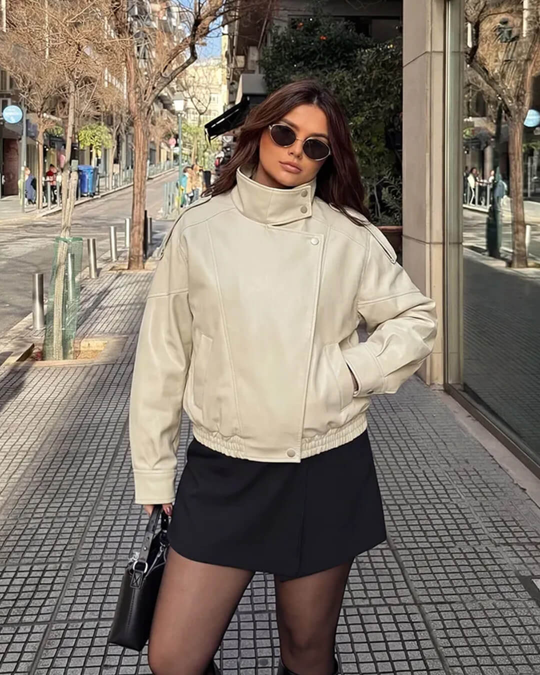Chaqueta Brienne de cuero sintético con cuello mao