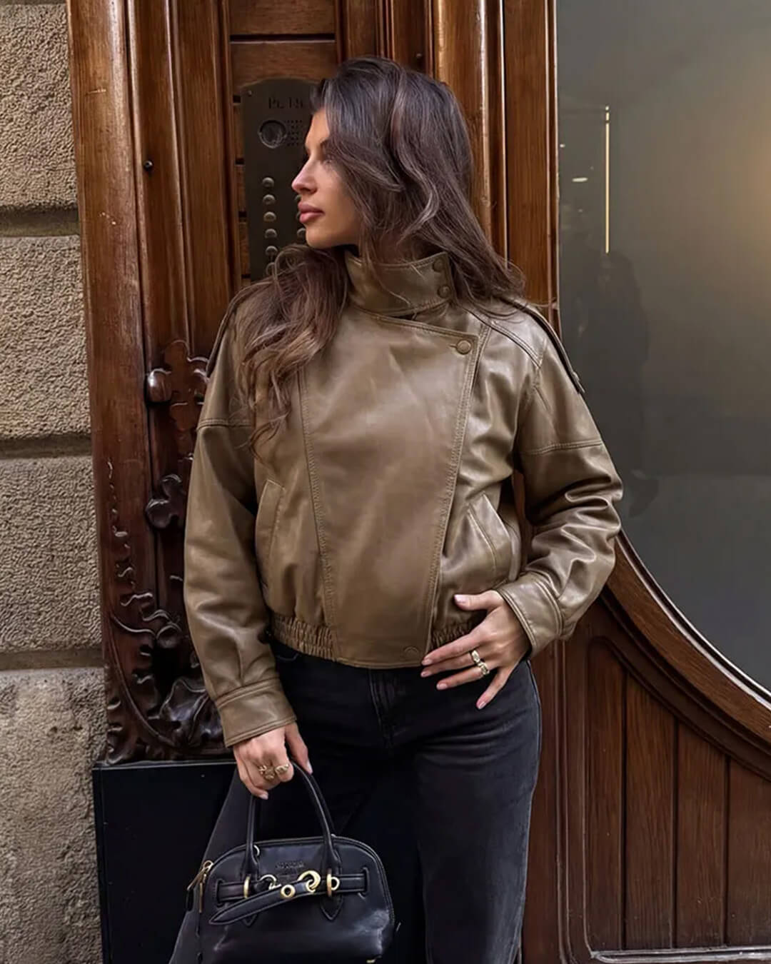 Chaqueta Brienne de cuero sintético con cuello mao