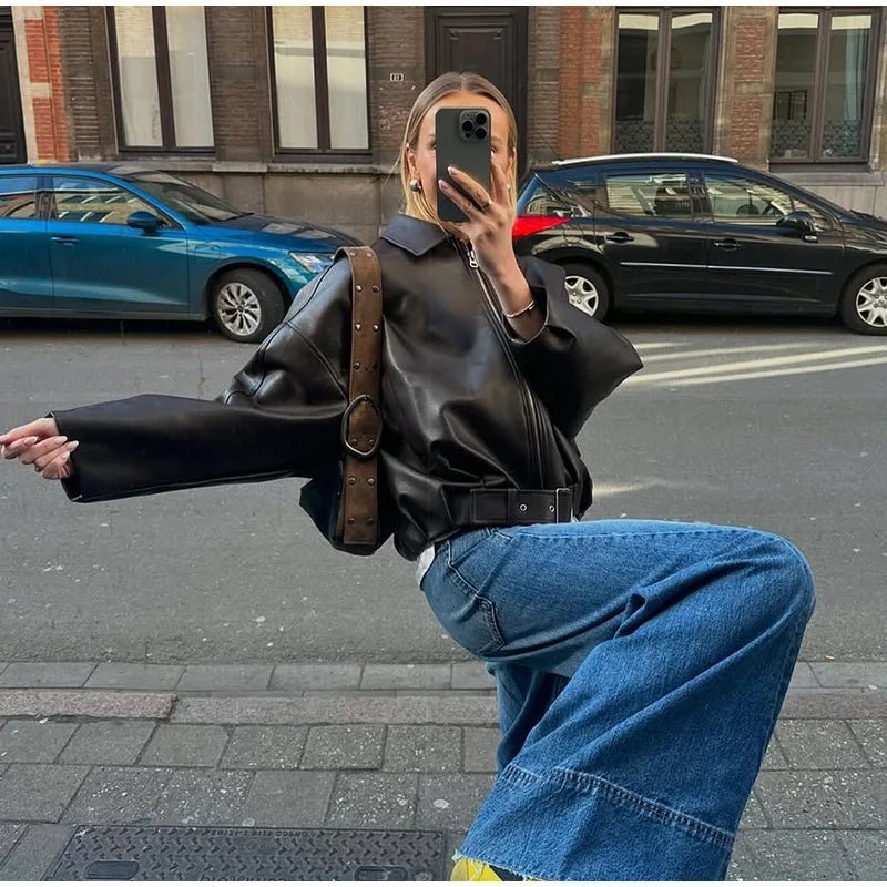 Carine skinnjacka i motorcykelstil