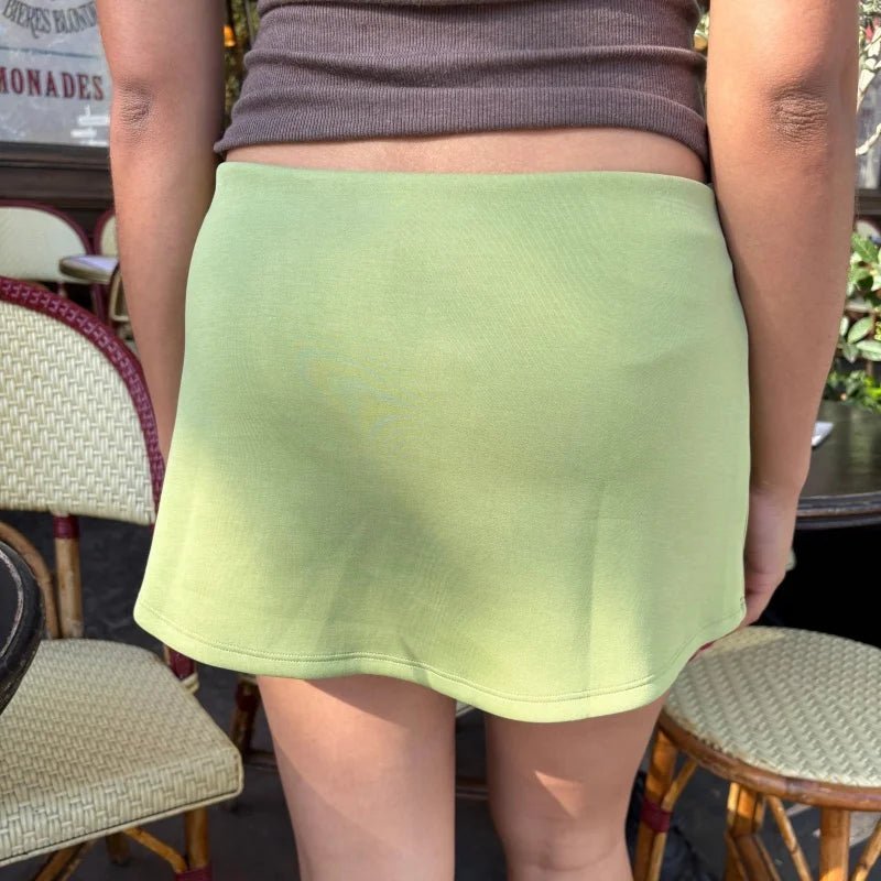 Carmen aansluitende mini-skort met lage taille