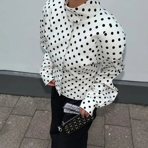 Jacke Caryl mit Stehkragen und Punkten