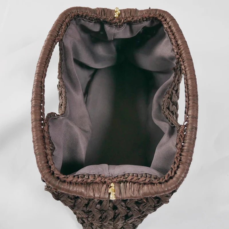 Celeste vevd stråclutch i skjellform