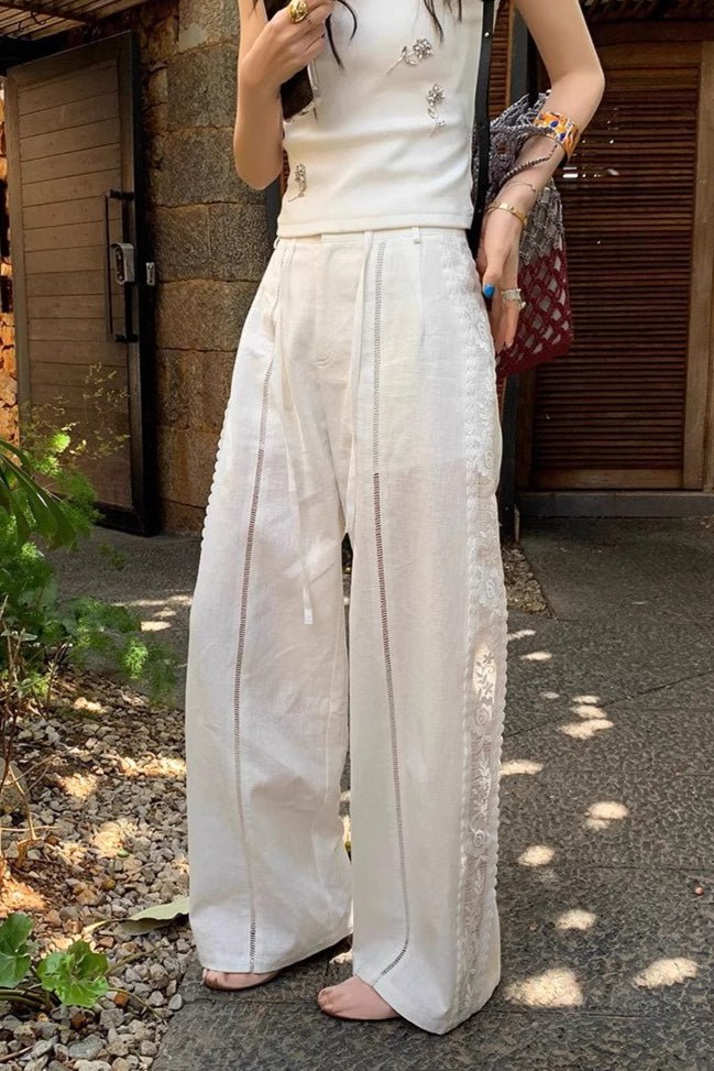 Pantalones rectos Clara de lino con detalles de encaje