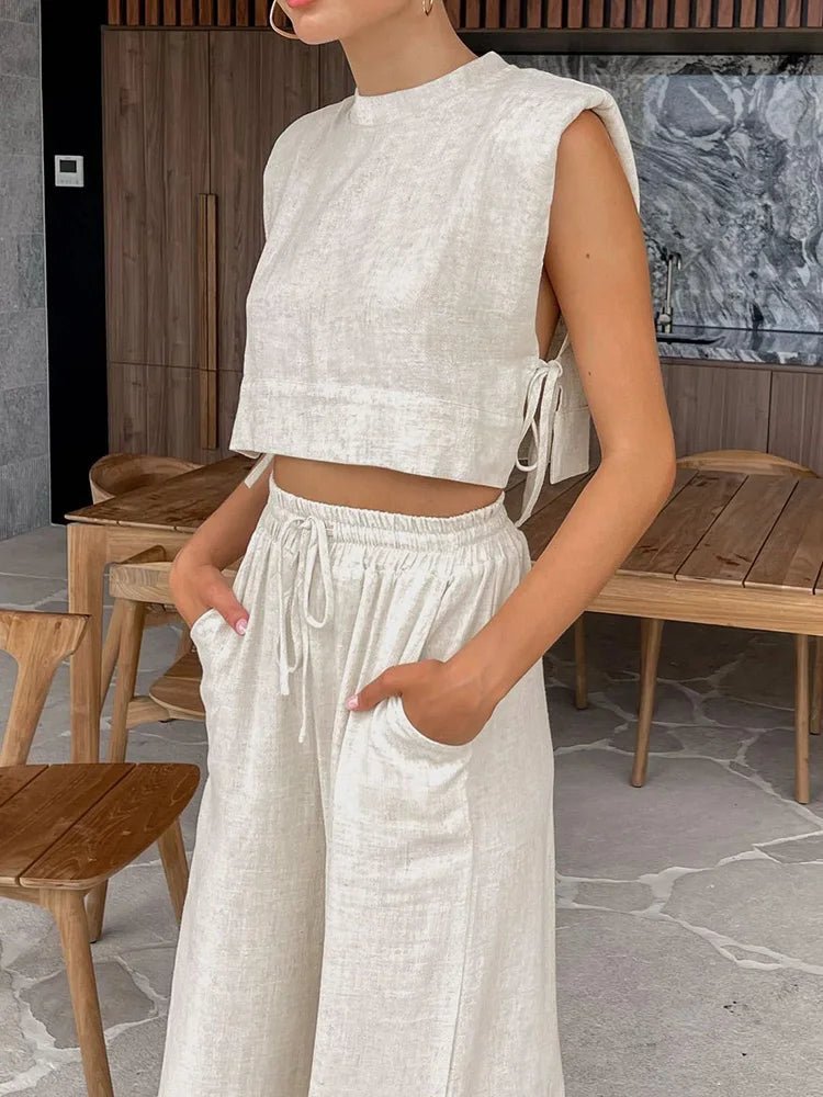 Ensemble deux pièces Delfina en lin avec crop top