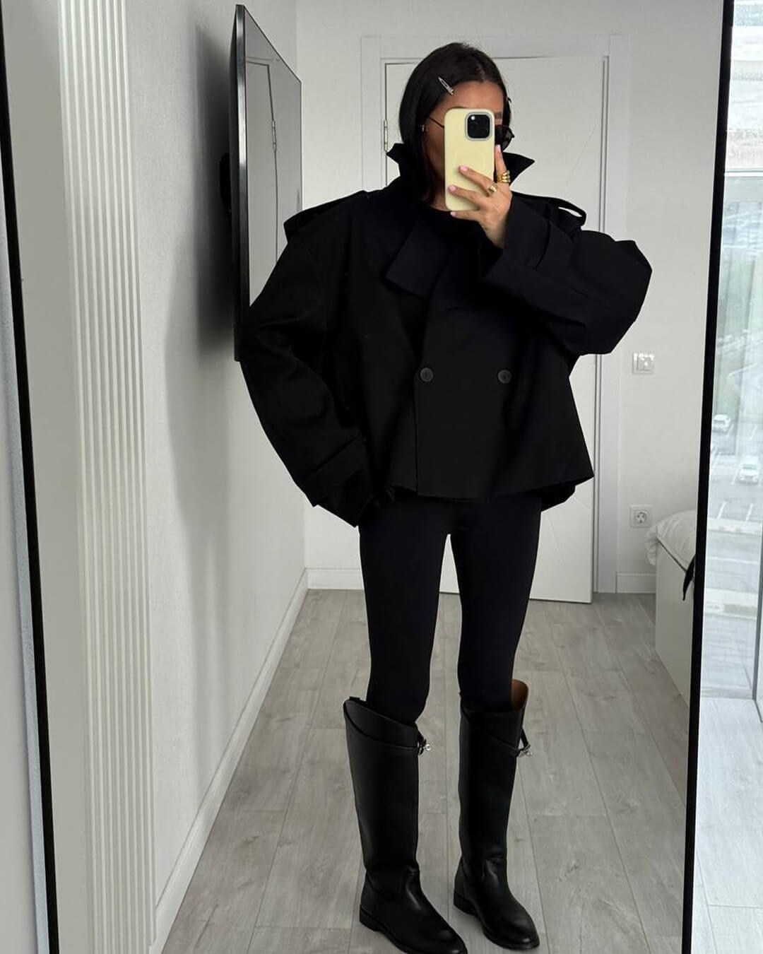 Dorothy korte trenchcoat met vetersluiting
