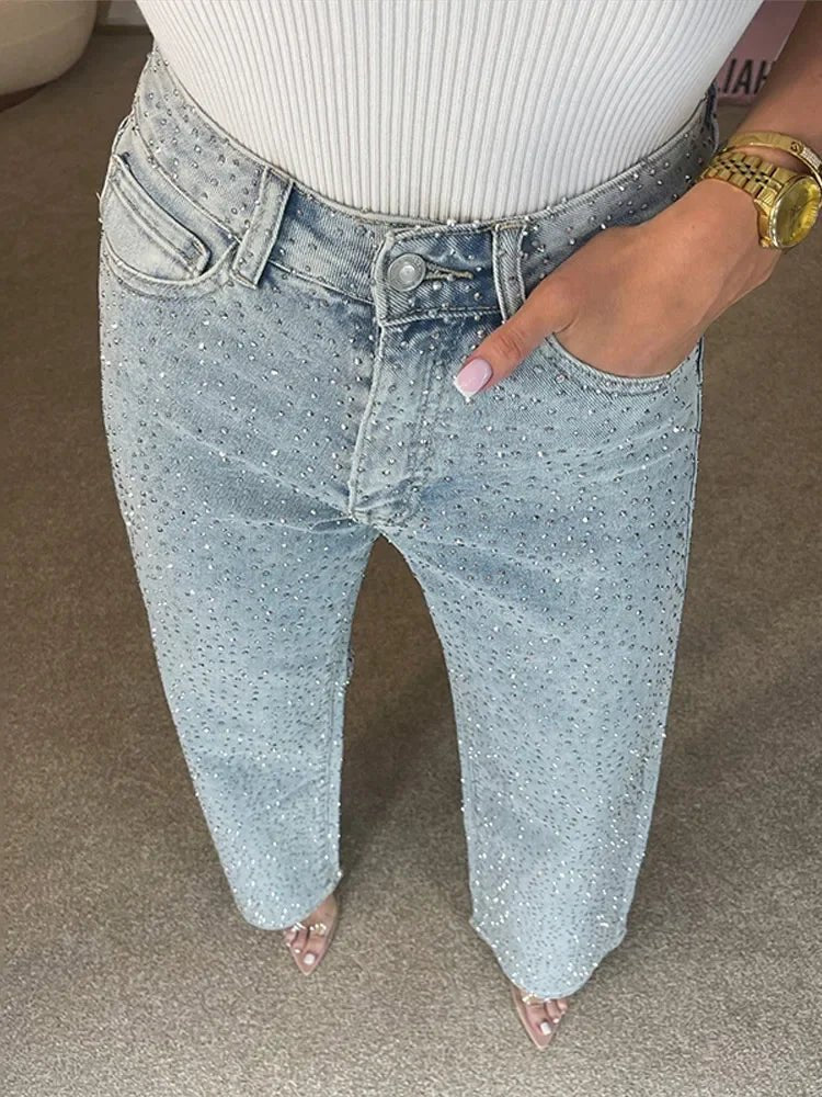 Eliana Jeans med vidde i benene og rhinsten