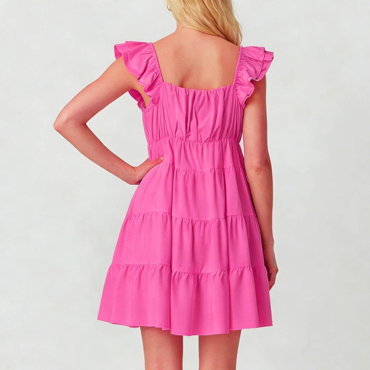Minivestido Eulalia escalonado con mangas acampanadas