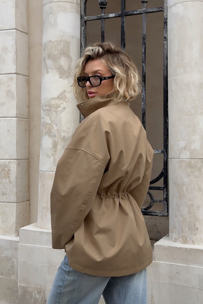Eva trenchcoat med snøring