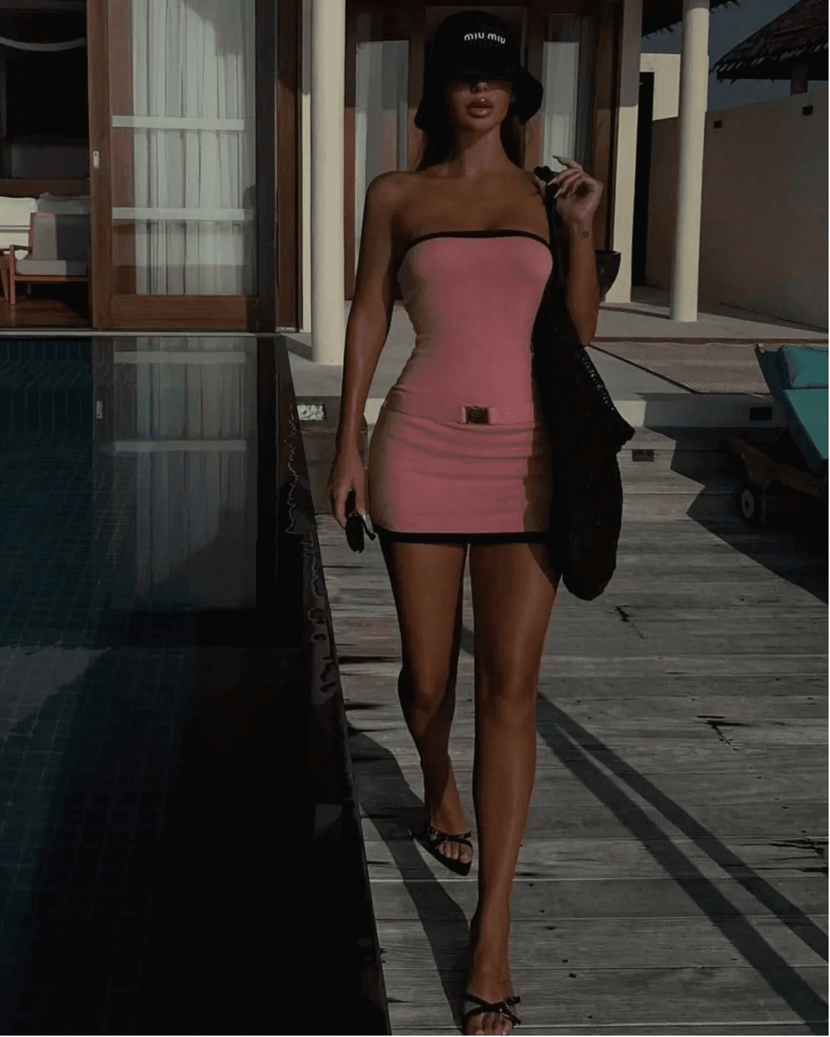 Eva Strapless Buckle Detail Knit Mini Dress