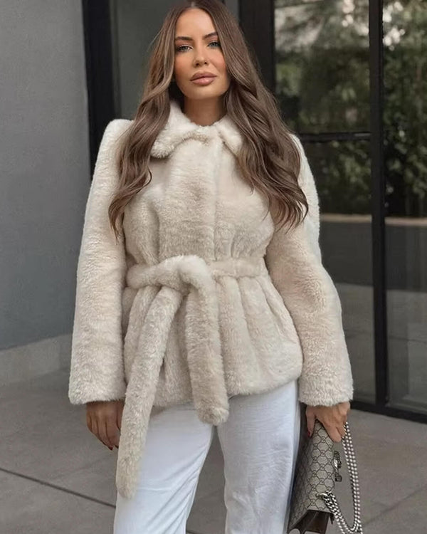 Farrah Kunstpelzmantel mit Gürtel