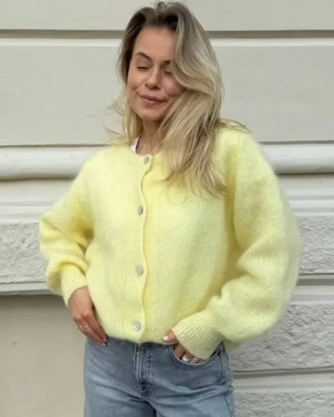 Ζακέτα πλεκτή με χνουδωτή υφή Freya