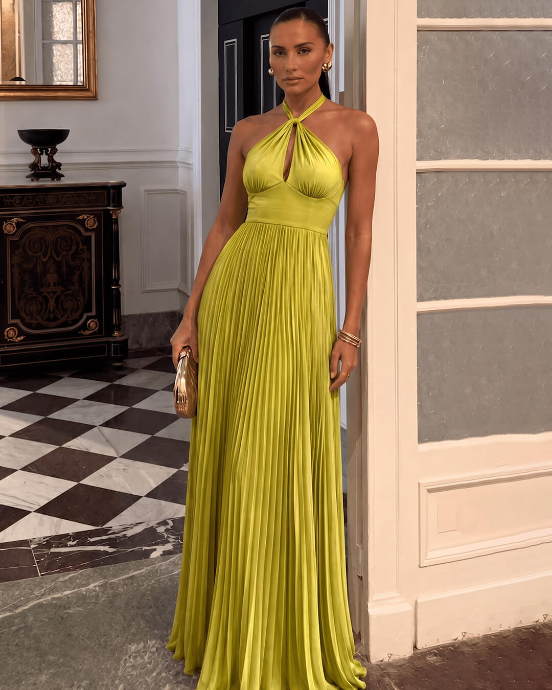 Vestido maxi Georgia com decote halter e pregas