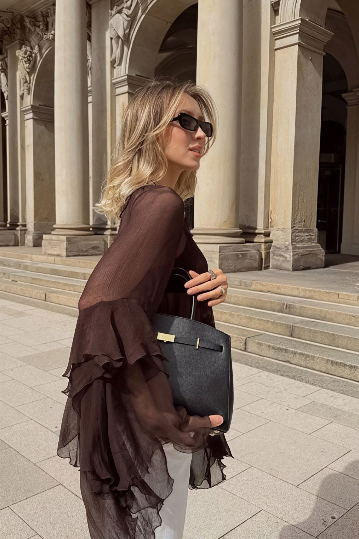Blouse Greta en mousseline à manches cloche volantées