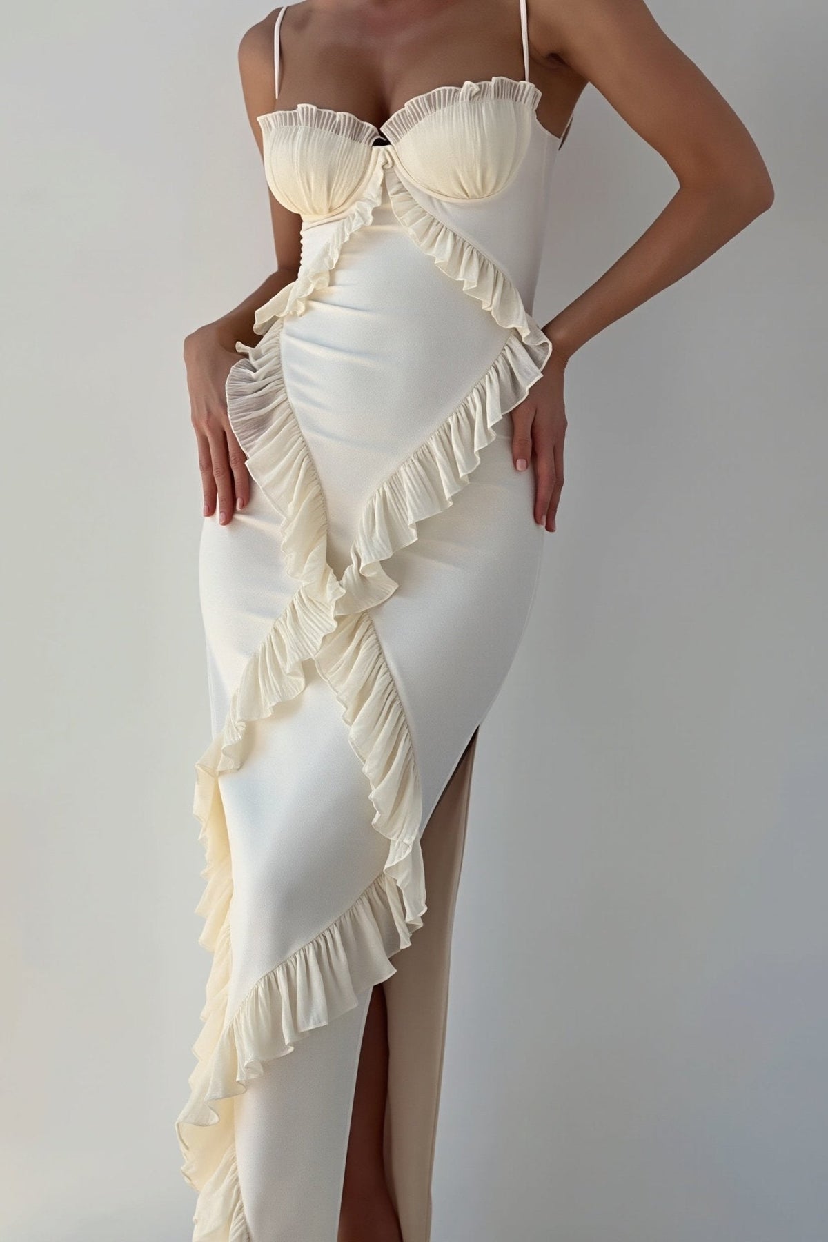 Robe longue à volants en dentelle Helen
