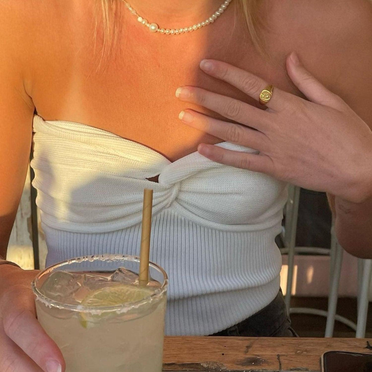 Haut bustier sans bretelles et épaules dénudées Iris
