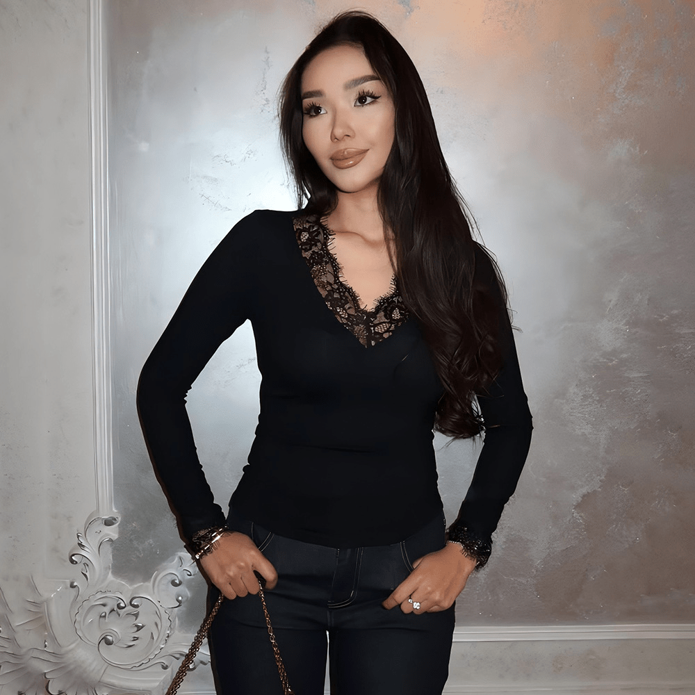 Haut ajusté Jaiden en dentelle à col en V