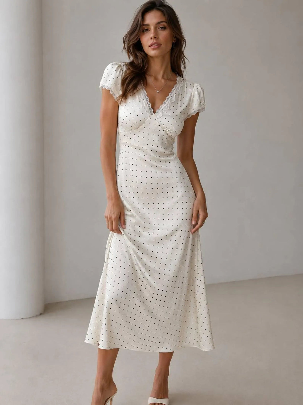 Jamila satin-midirkjole med print