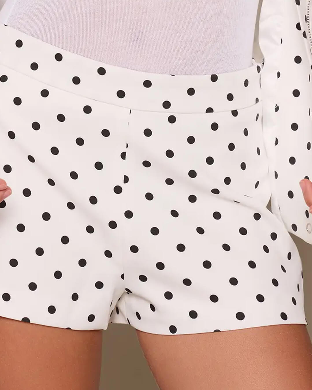 Jillian shorts met stippen en halfhoge taille
