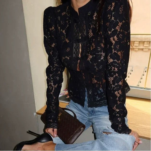 Blusa de renda com mangas balão Katalina