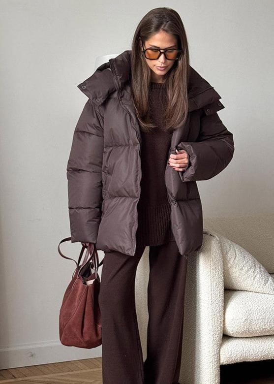 Leila oversized vatteret jakke med aftagelig hætte