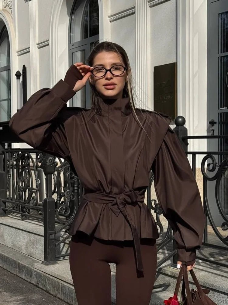 Leizel Jacke mit Schnürung und Stehkragen
