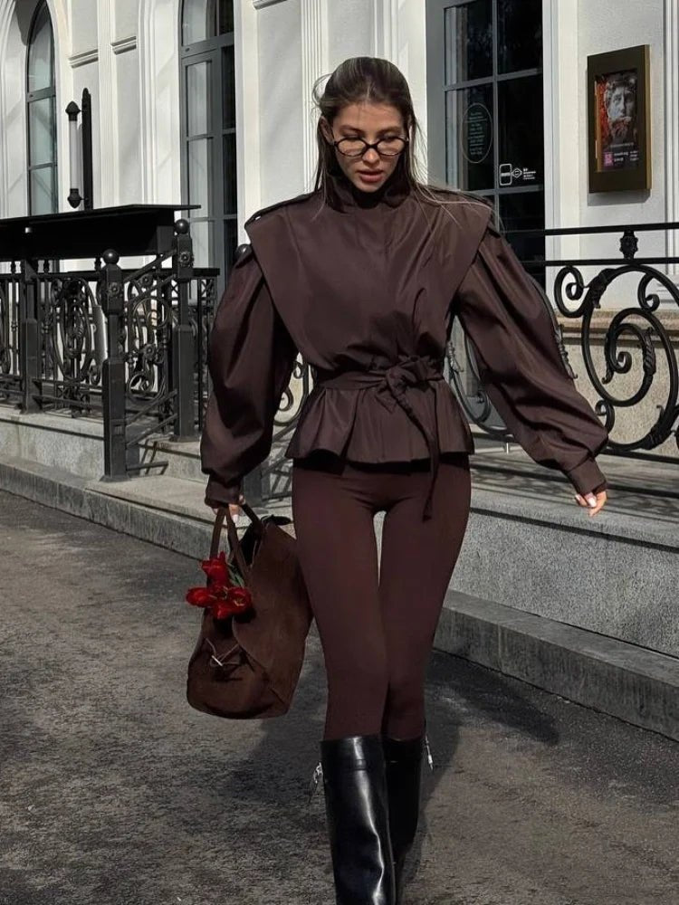 Leizel Jacke mit Schnürung und Stehkragen