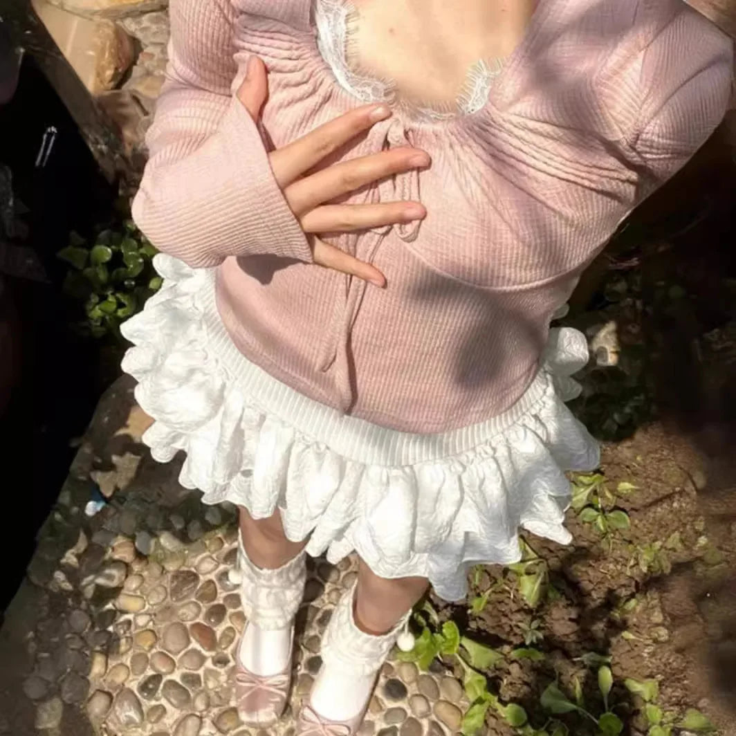 Pantalones cortos Lena de ganchillo con volantes y detalles calados