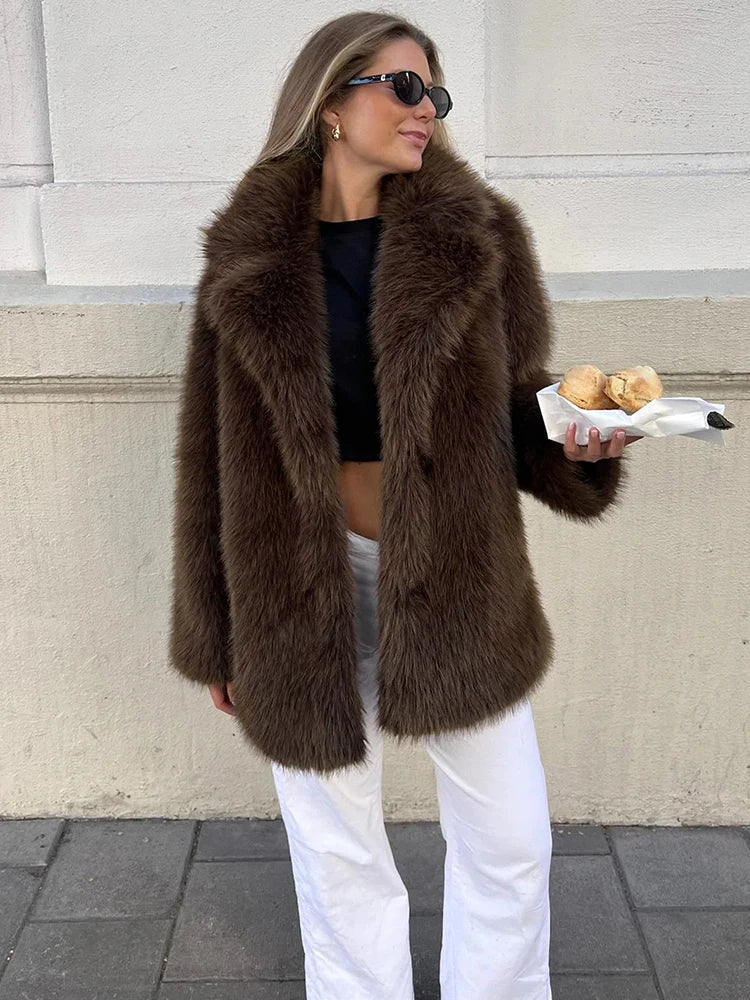 Lena oversized kåpe i fuskepels