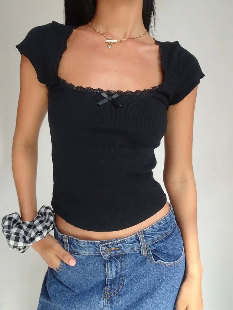 Liberty crop-top med blondekant