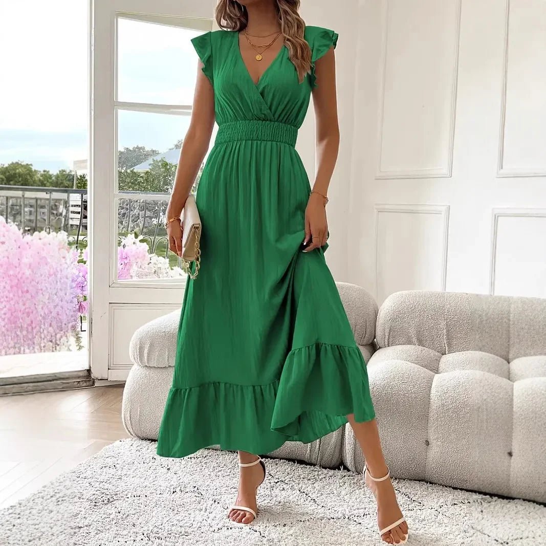 Livia Schwarzes Swingkleid mit V-Ausschnitt und Rüschen