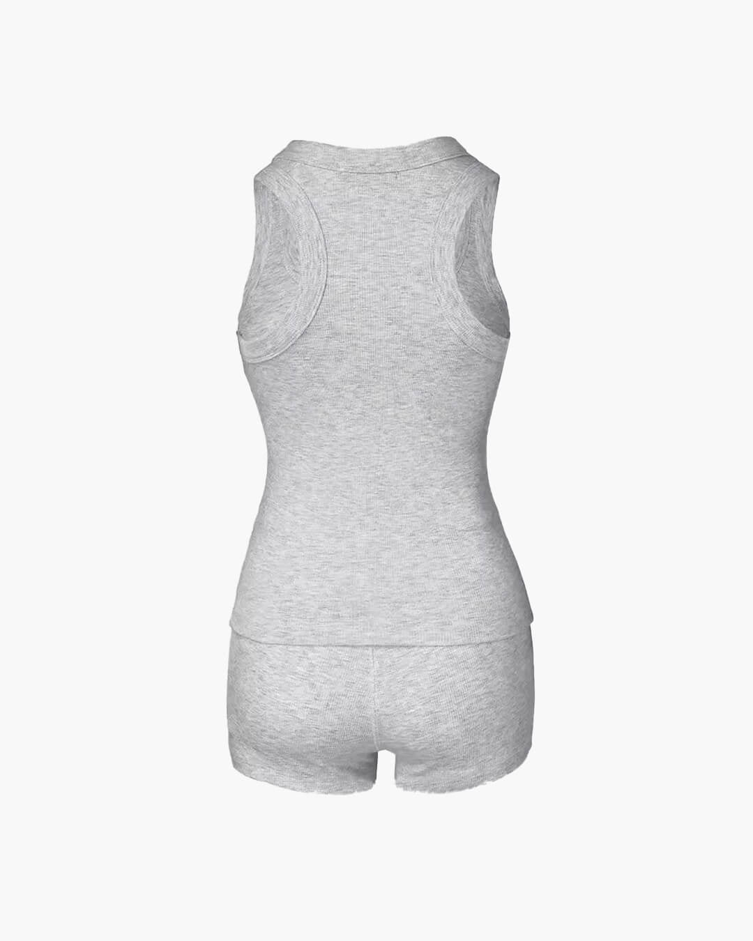 Lizas set med linne och shorts
