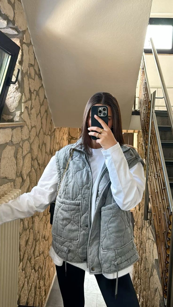 Colete com gola subida e bolsos Micah