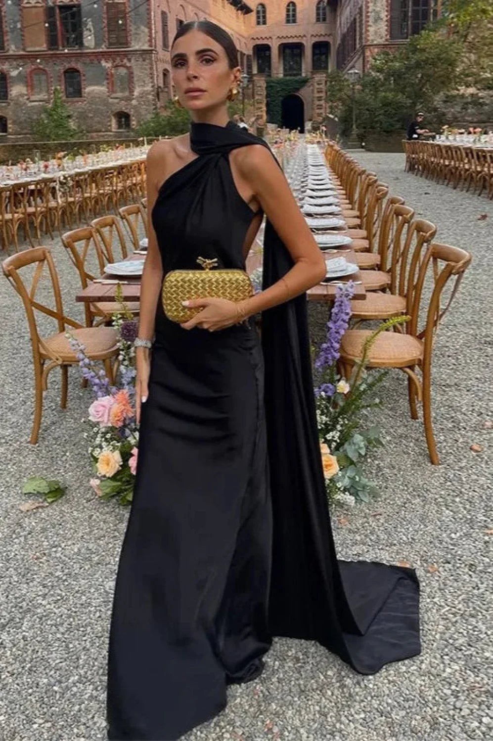 Vestido Mila de cetim com frente única
