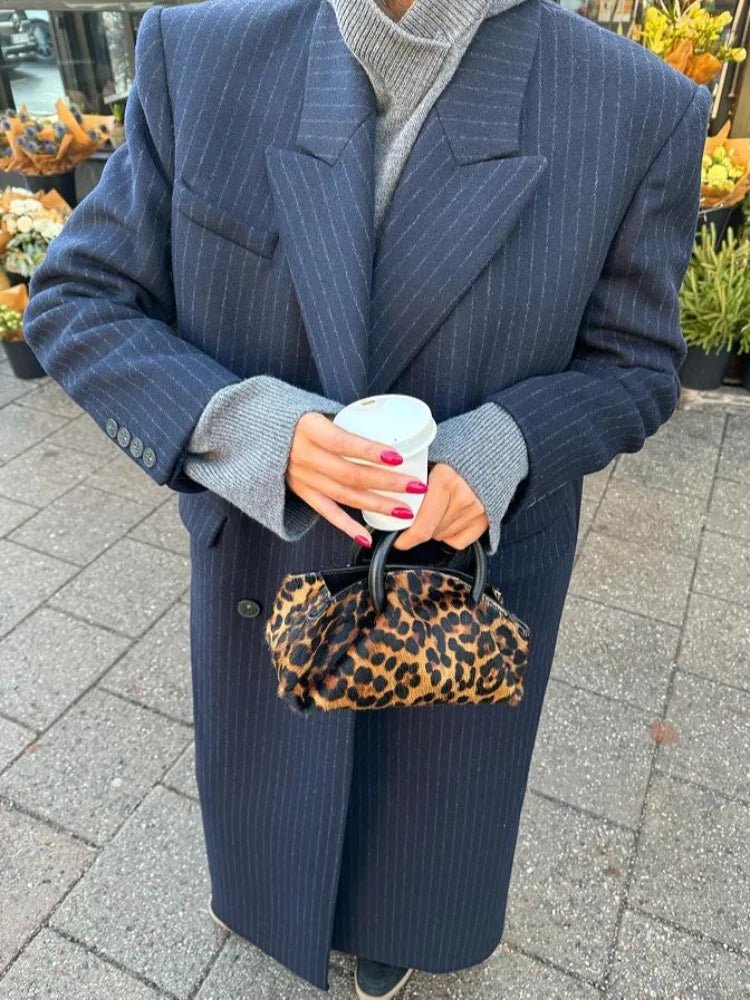 Monica lang dobbeltradet frakke