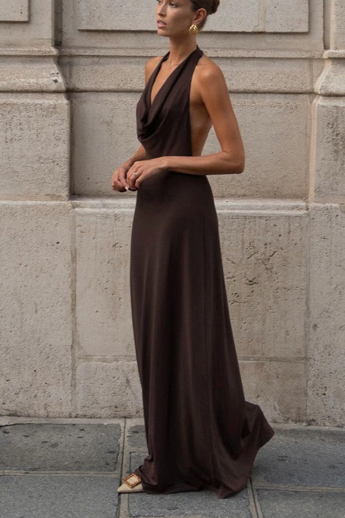 Vestido comprido castanho Naomi, halter e sem costas