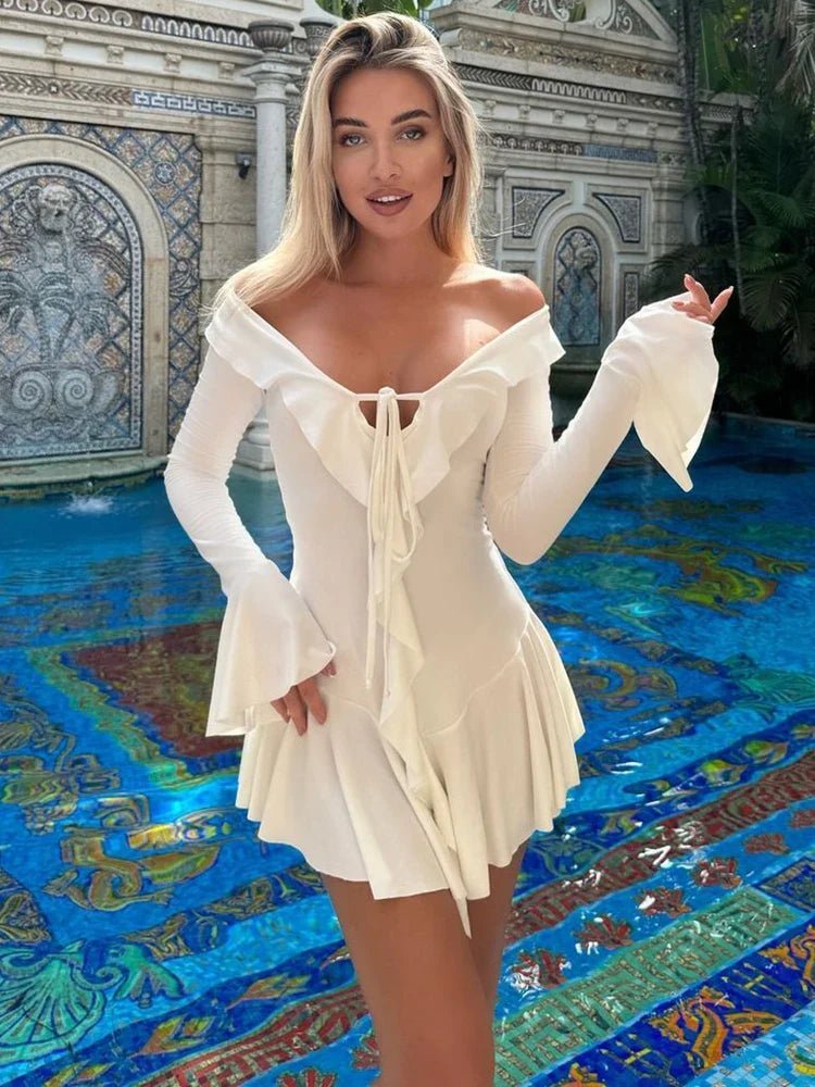 Μίνι φόρεμα Nicole με λαιμόκοψη V και βολάν