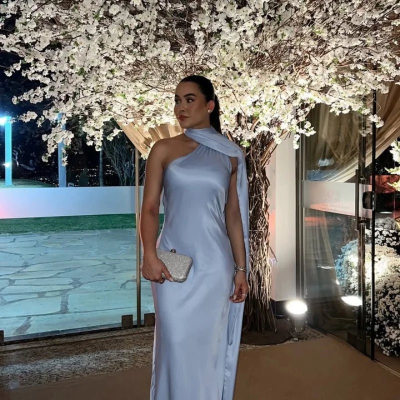Robe en satin dos nu à col licou Noor
